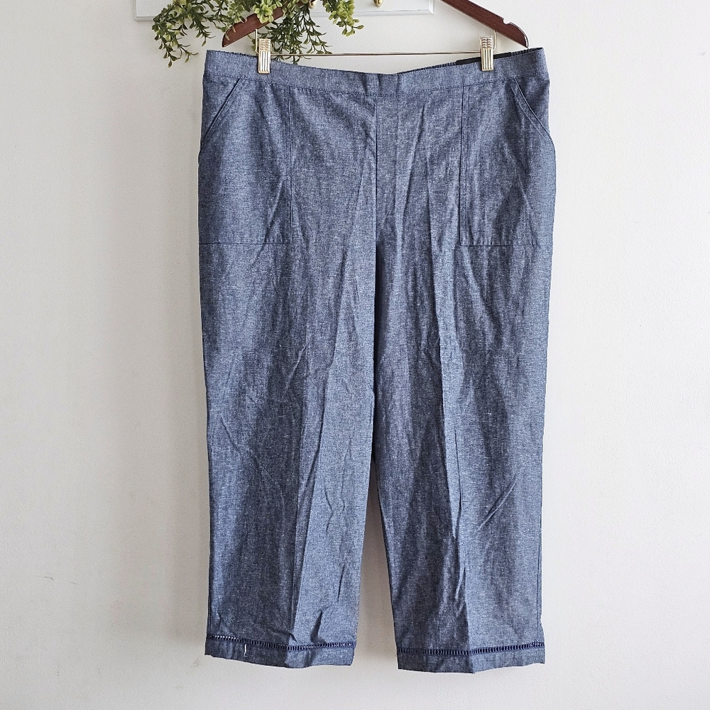 Alfred Dunner Classic Fit Capri Pants Blue Chambray Linen Blend Size 20 NWT